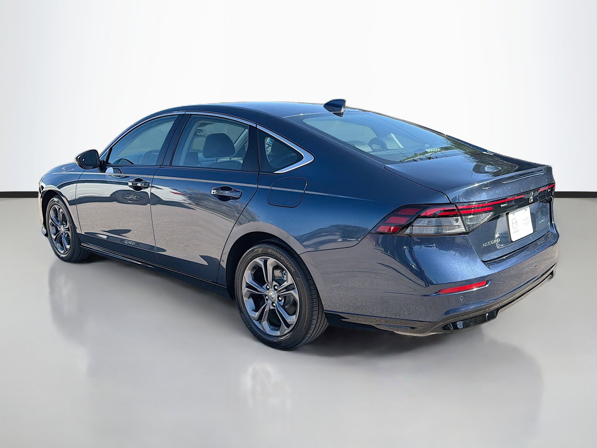 Used 2024 Honda Accord EX-L image 5