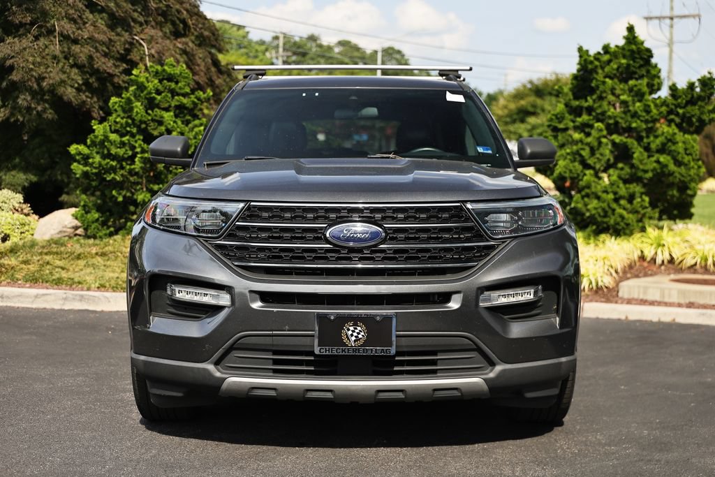 Used 2020 Ford Explorer XLT w/ Equipment Group 202A AWD/4WD image 13