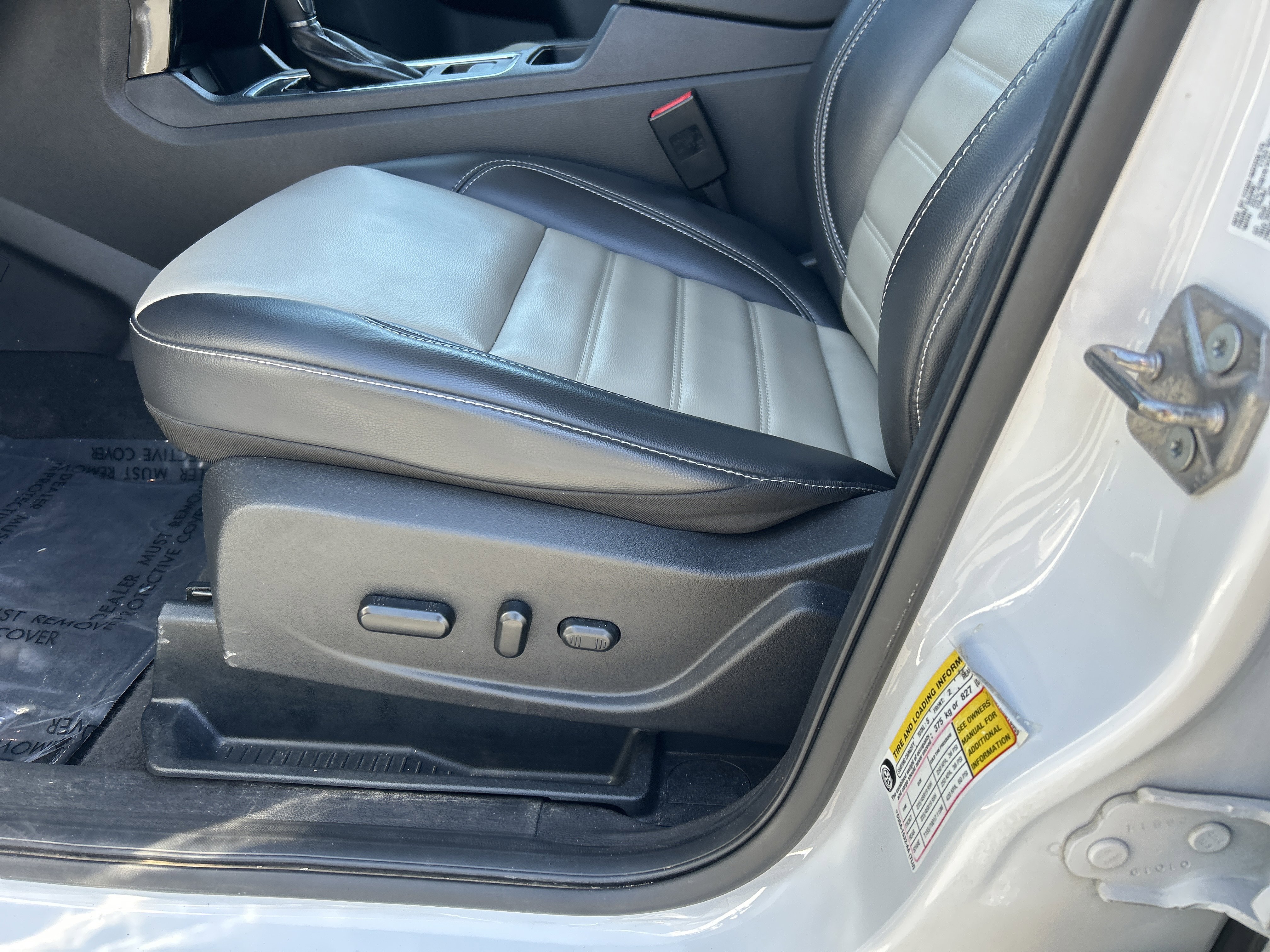 Used 2019 Ford Escape SEL AWD/4WD image 20