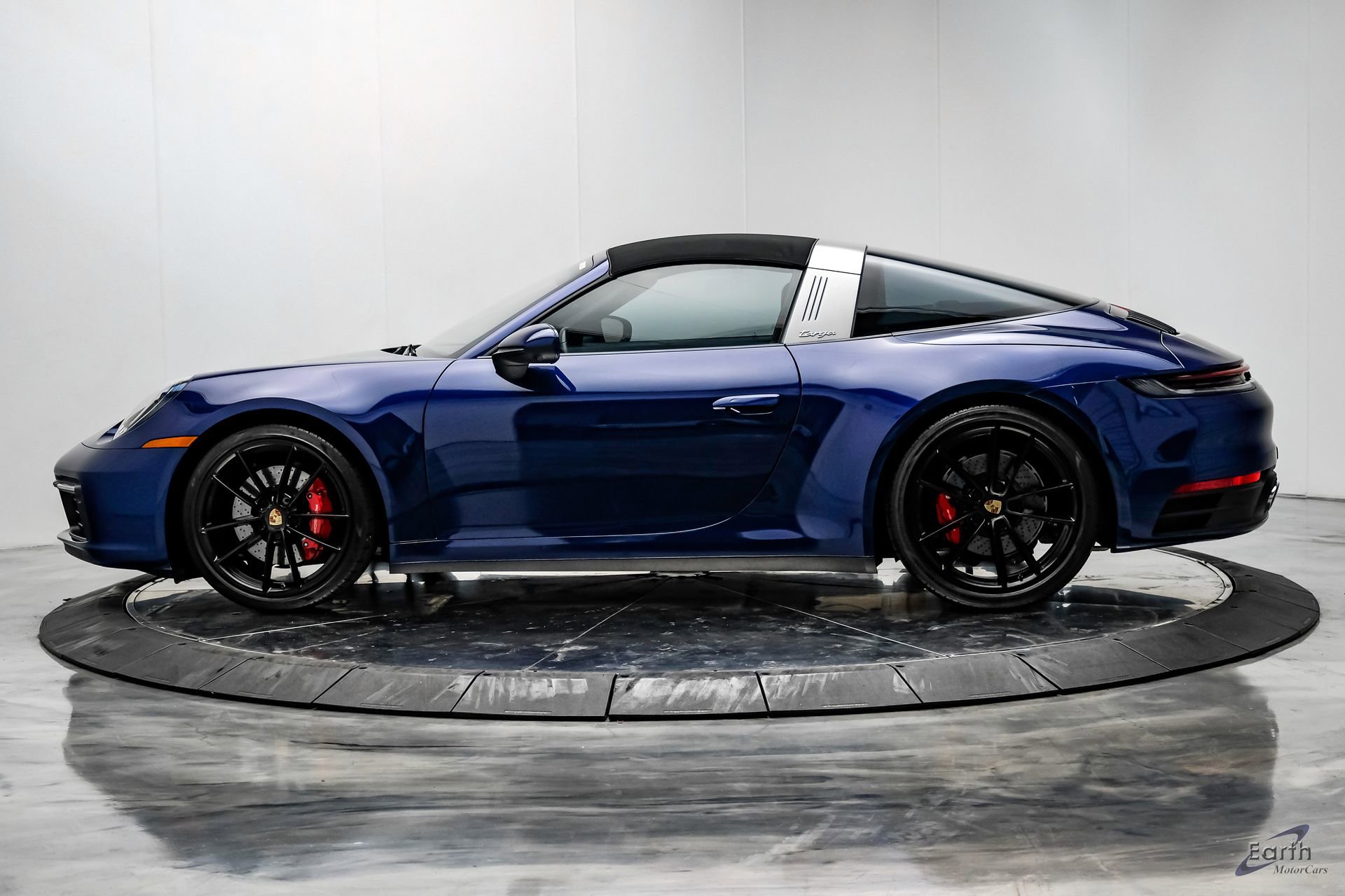 Used 2024 Porsche 911 Targa 4S image 8