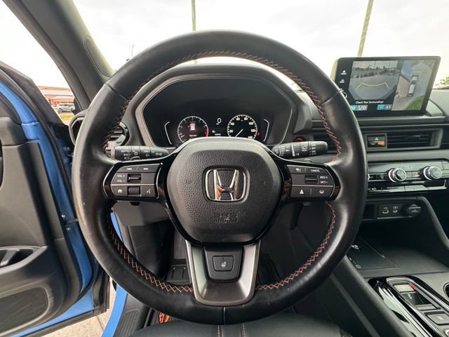 Used 2025 Honda Pilot TrailSport image 12