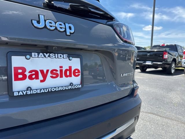 Used 2021 Jeep Cherokee Limited w/ Elite Package AWD/4WD image 10