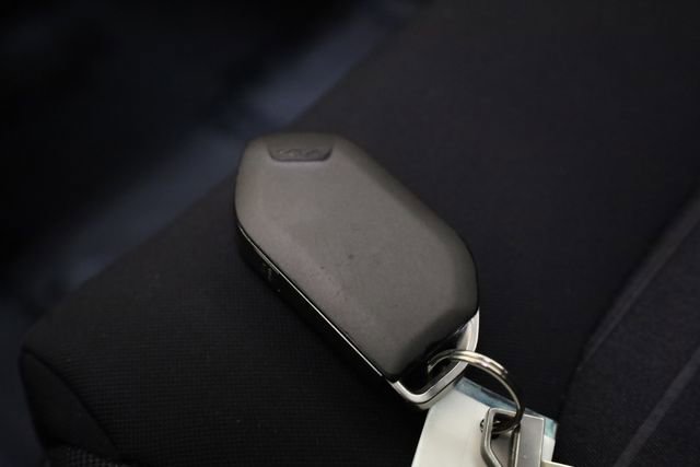 Used 2025 Kia K5 LXS image 31