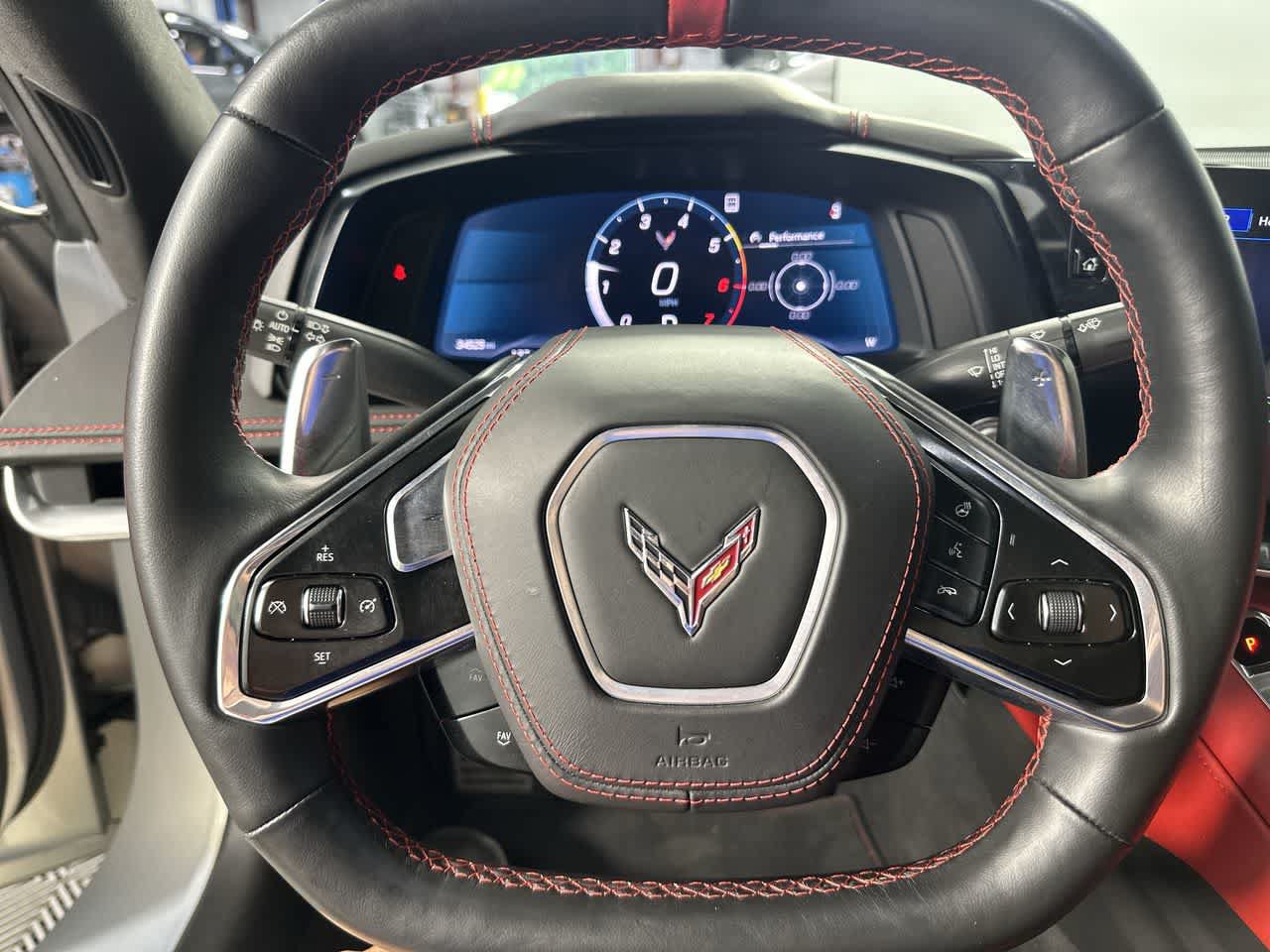 Used 2021 Chevrolet Corvette Stingray Premium Cpe w/ Z51 Performance Package RWD image 4