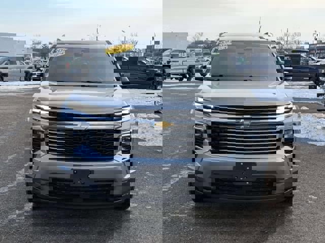 Used 2024 Chevrolet Traverse LT w/ LPO, Floor Liner Package image 3