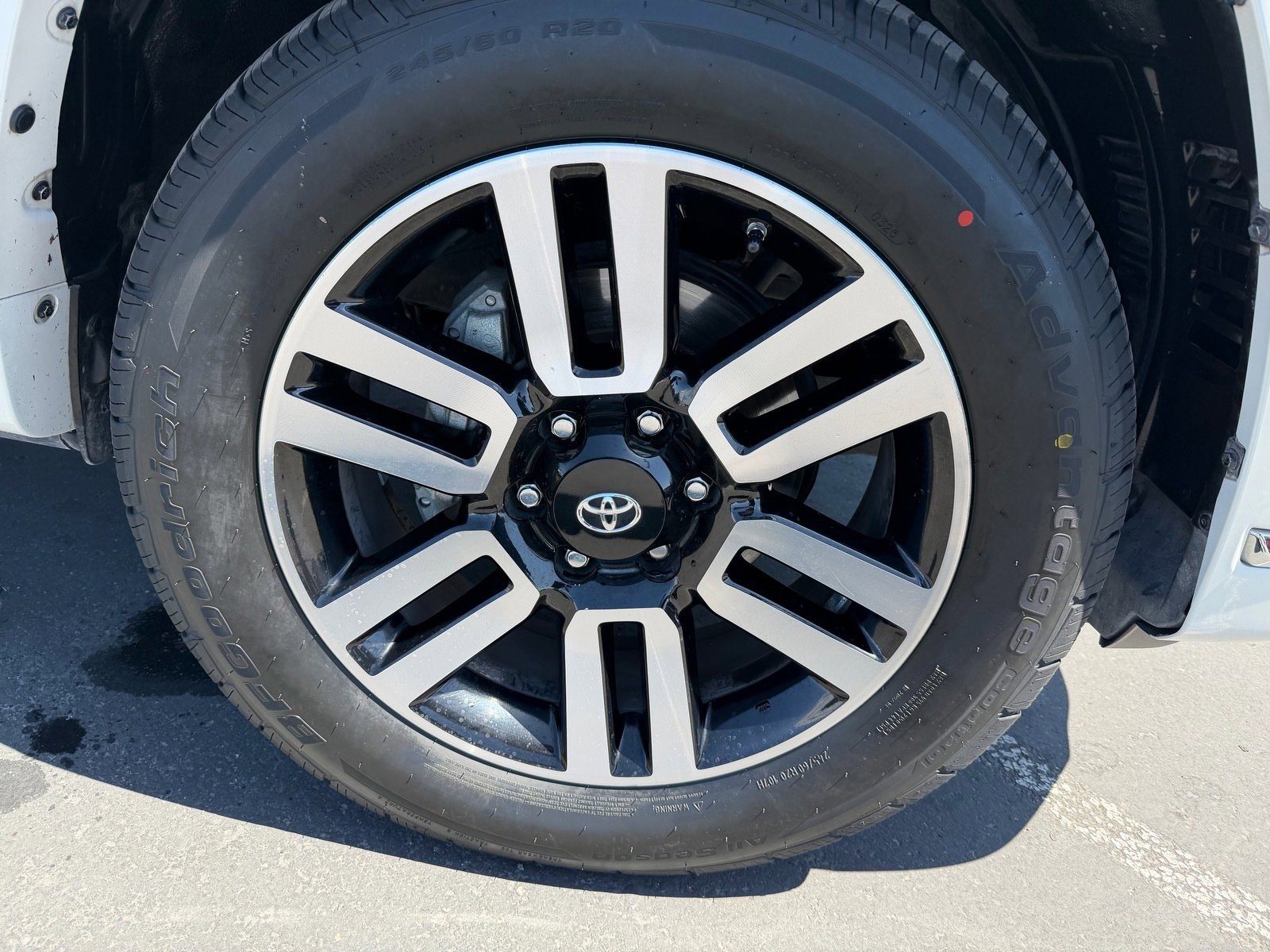 Used 2015 Toyota 4Runner Limited AWD/4WD image 27