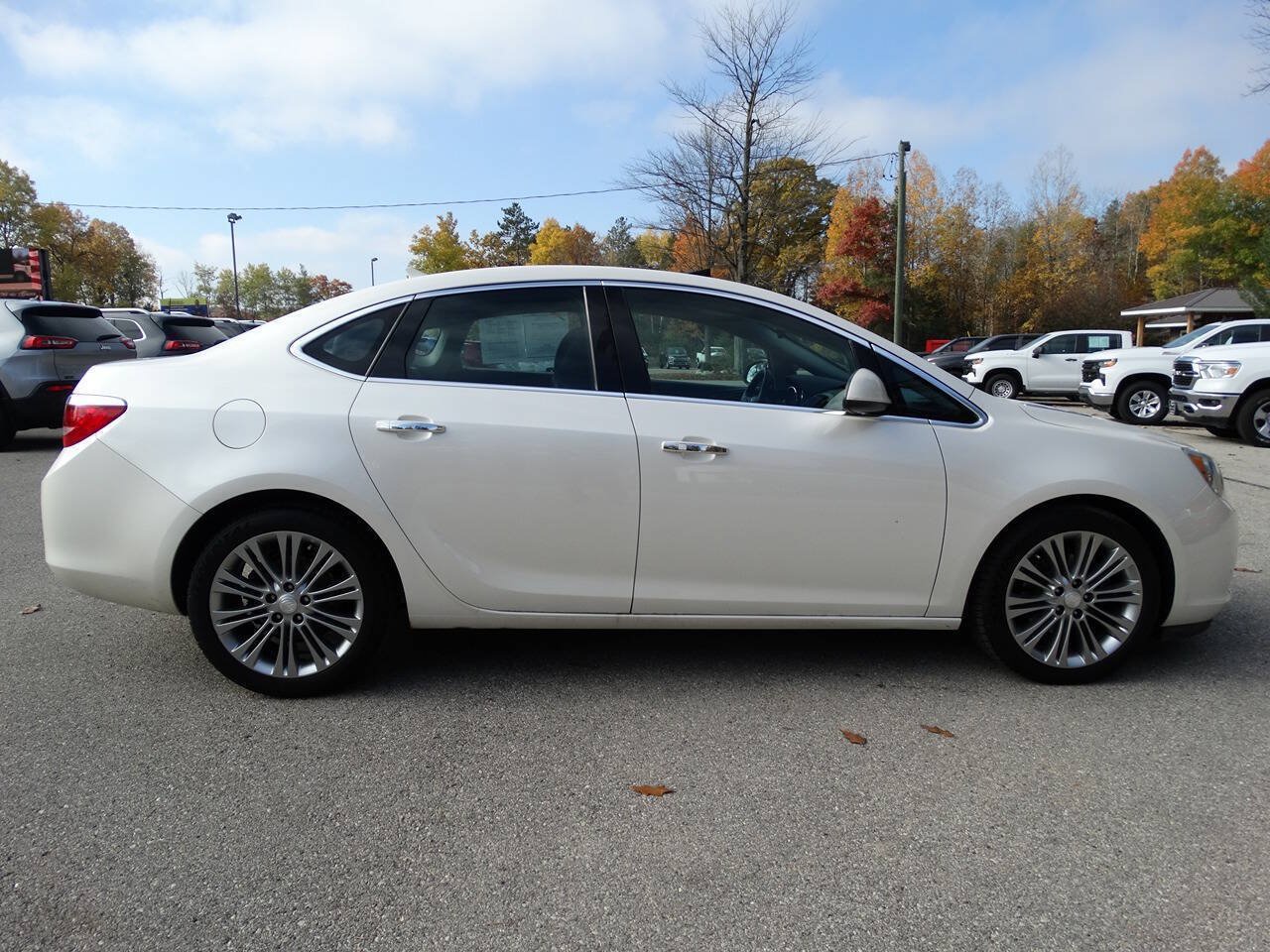 Used 2012 Buick Verano Leather FWD image 40