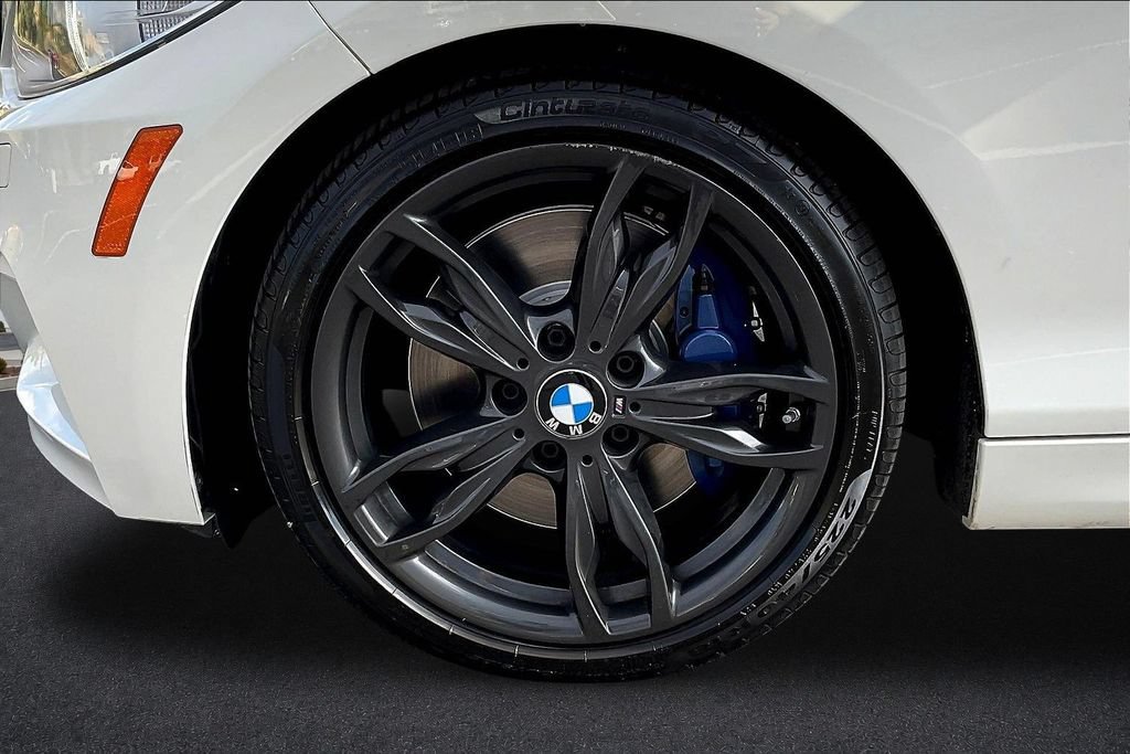 Used 2017 BMW M240i xDrive Coupe AWD/4WD image 34