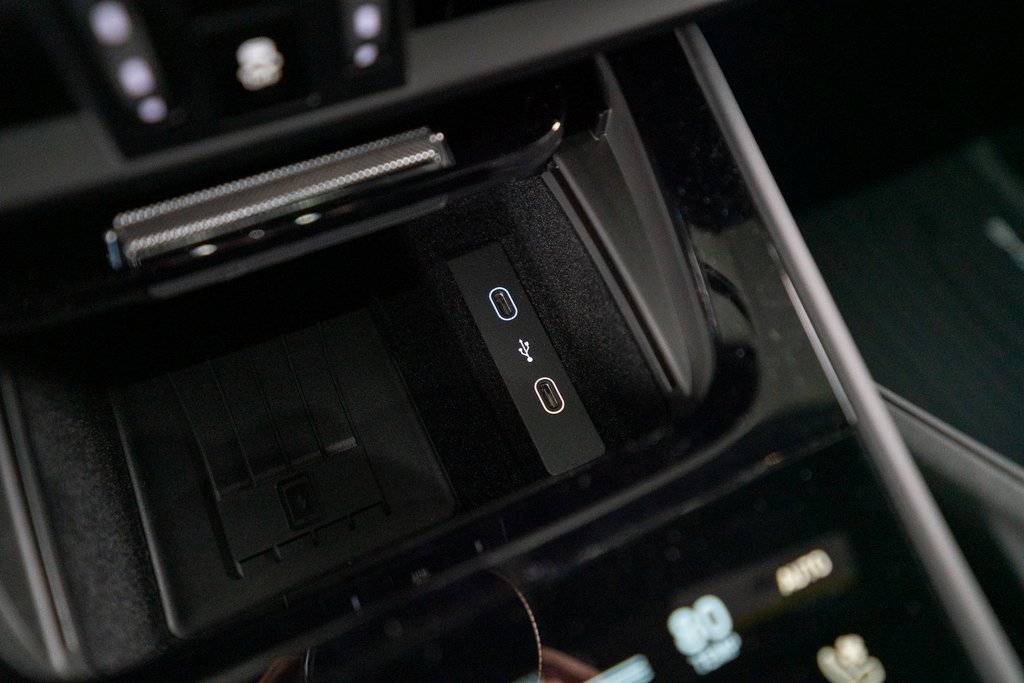 New 2026 Porsche Cayenne GTS image 33