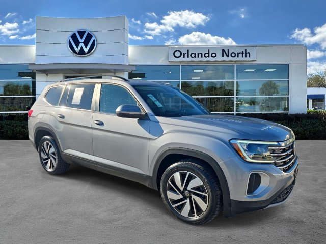Used 2025 Volkswagen Atlas SE AWD/4WD image 1