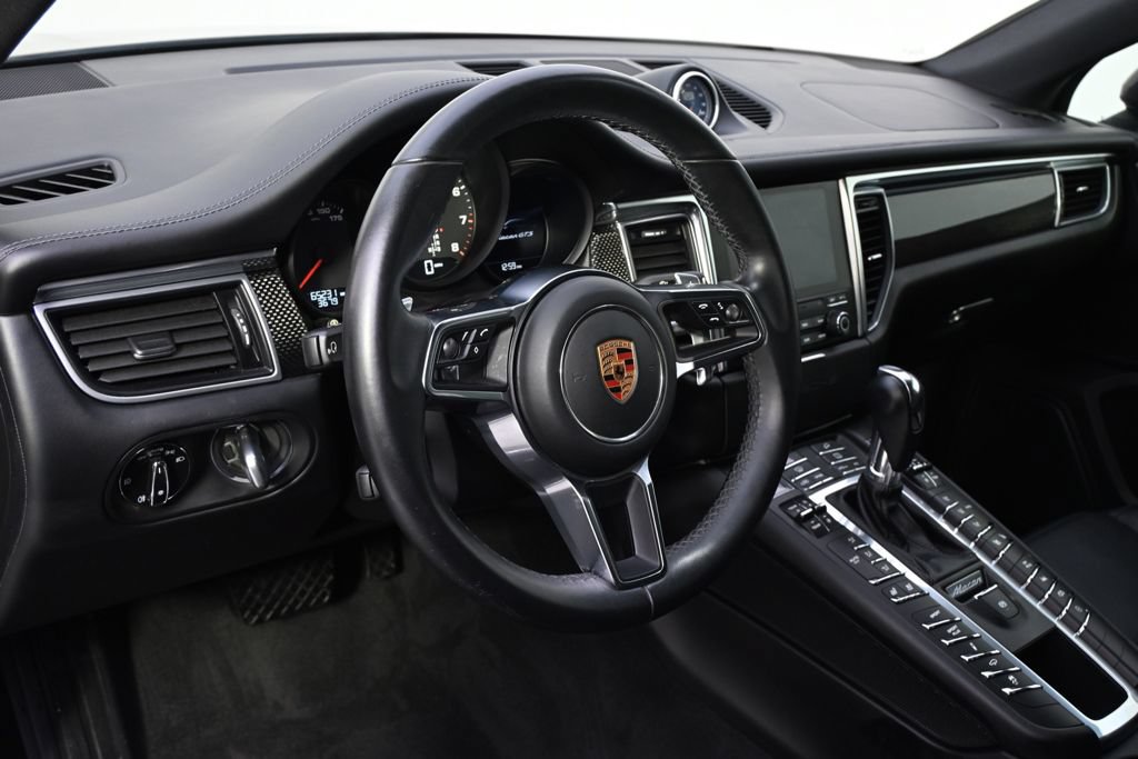 Used 2018 Porsche Macan GTS AWD/4WD image 11