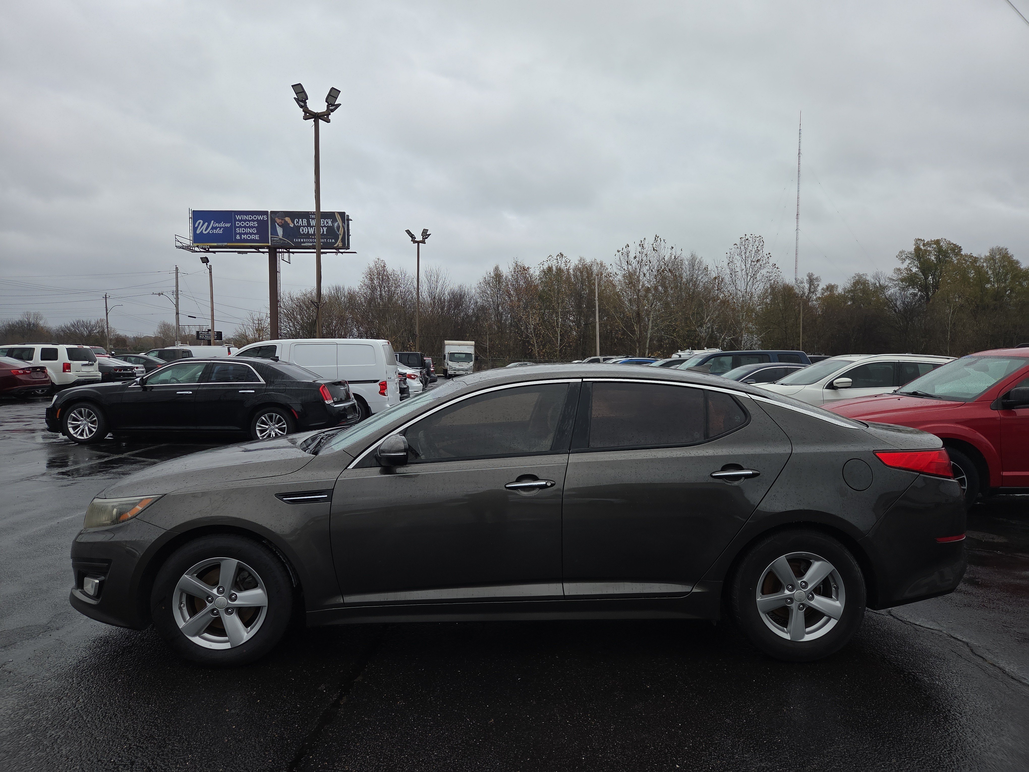 Used 2015 Kia Optima LX w/ LX Convenience Plus Package FWD image 2