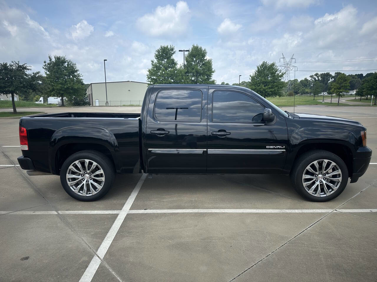 Used 2012 GMC Sierra 1500 Denali image 4
