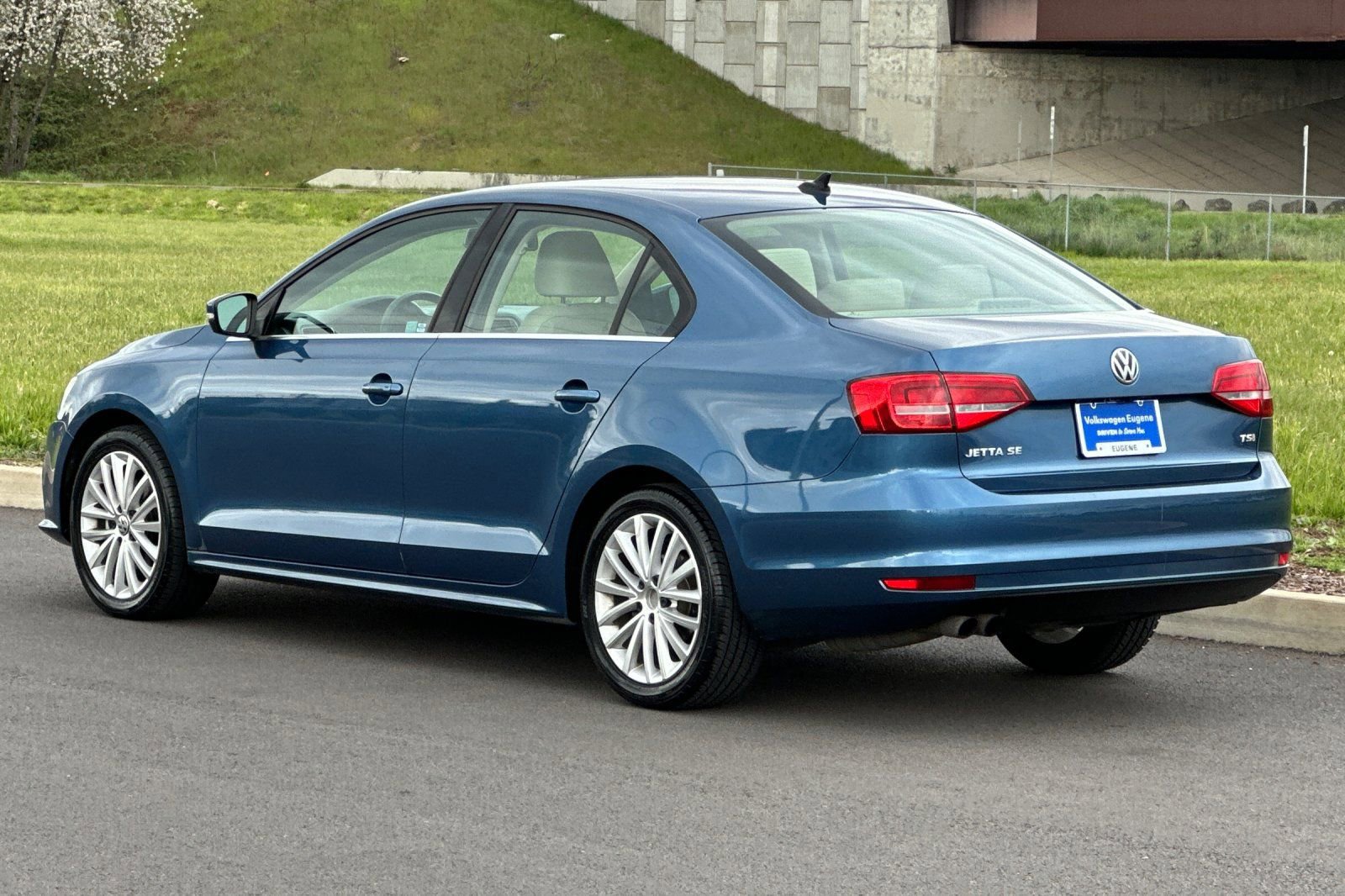 Used 2015 Volkswagen Jetta SE image 5