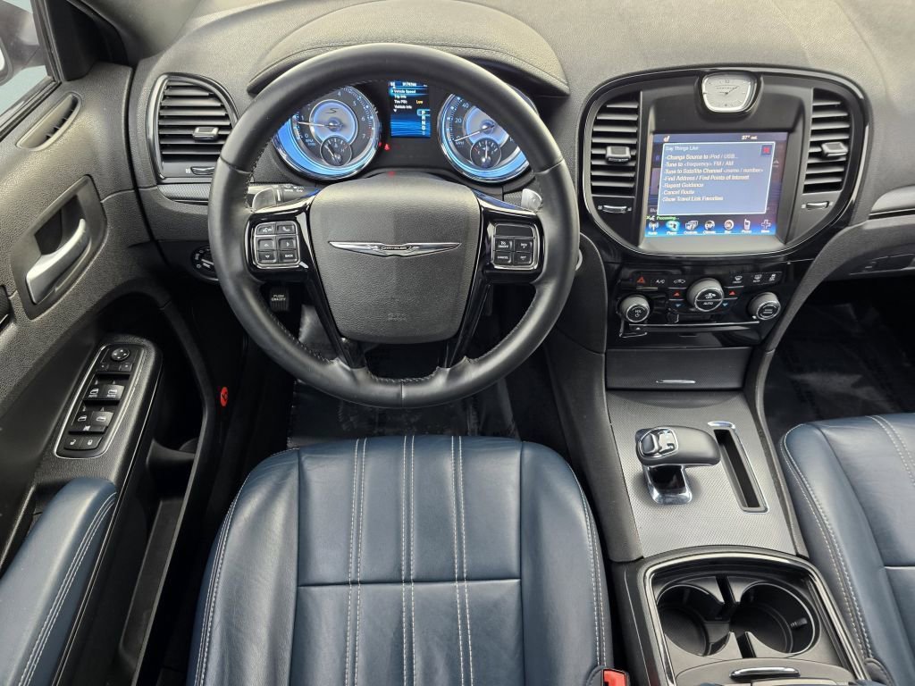 Used 2014 Chrysler 300 S image 33