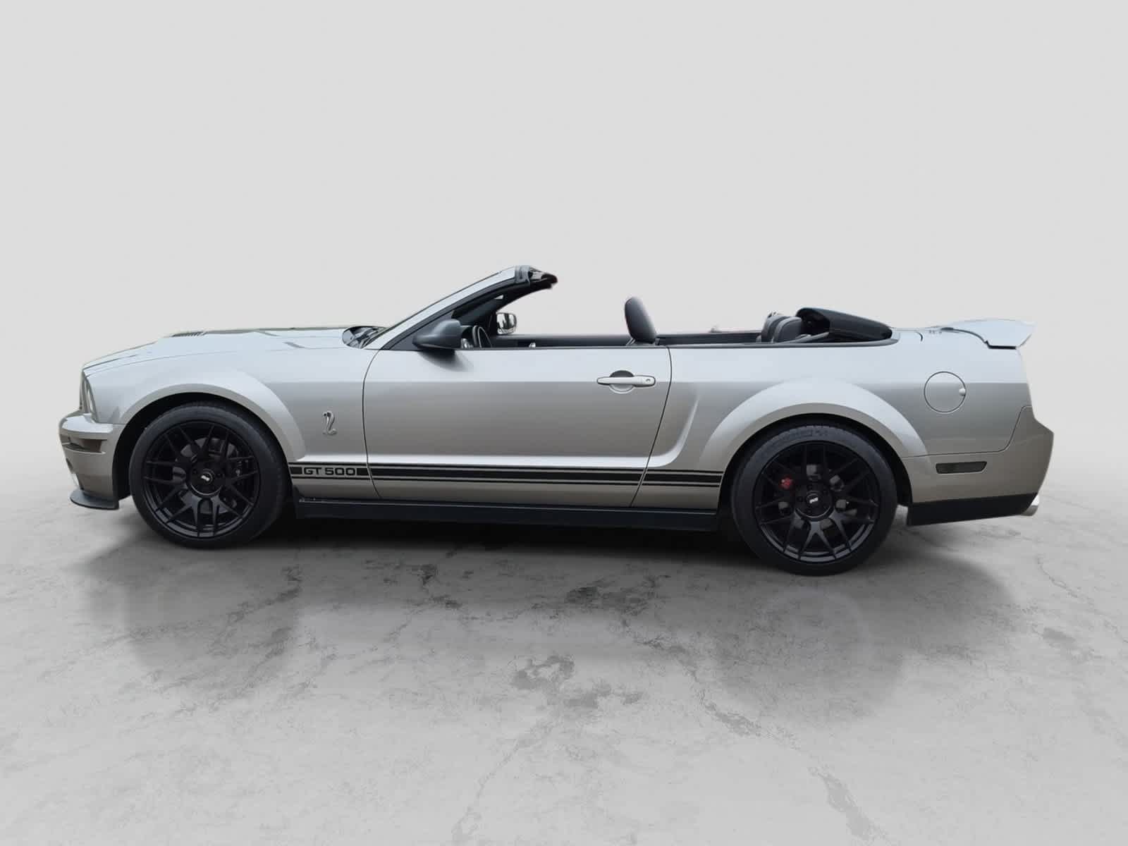 Used 2009 Ford Mustang Shelby GT500 RWD image 5