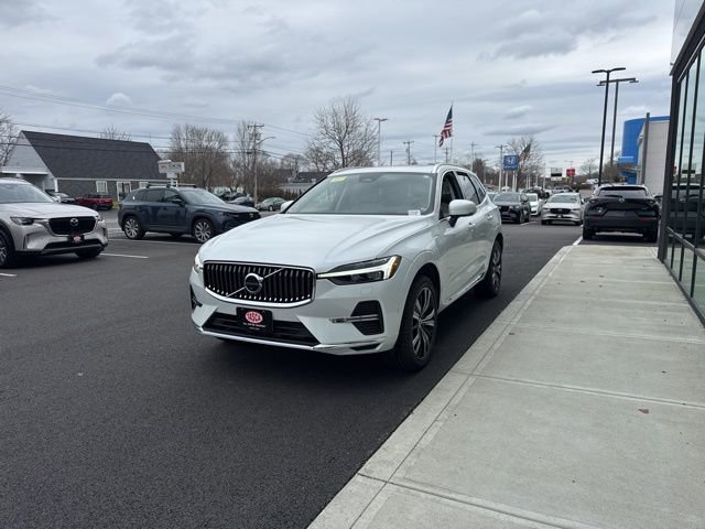 Used 2022 Volvo XC60 T8 Inscription w/ Advanced Package image 7