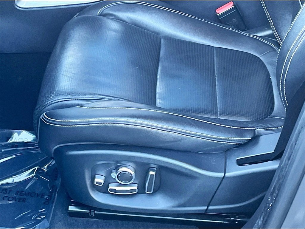 Used 2019 Jaguar F-PACE S image 20