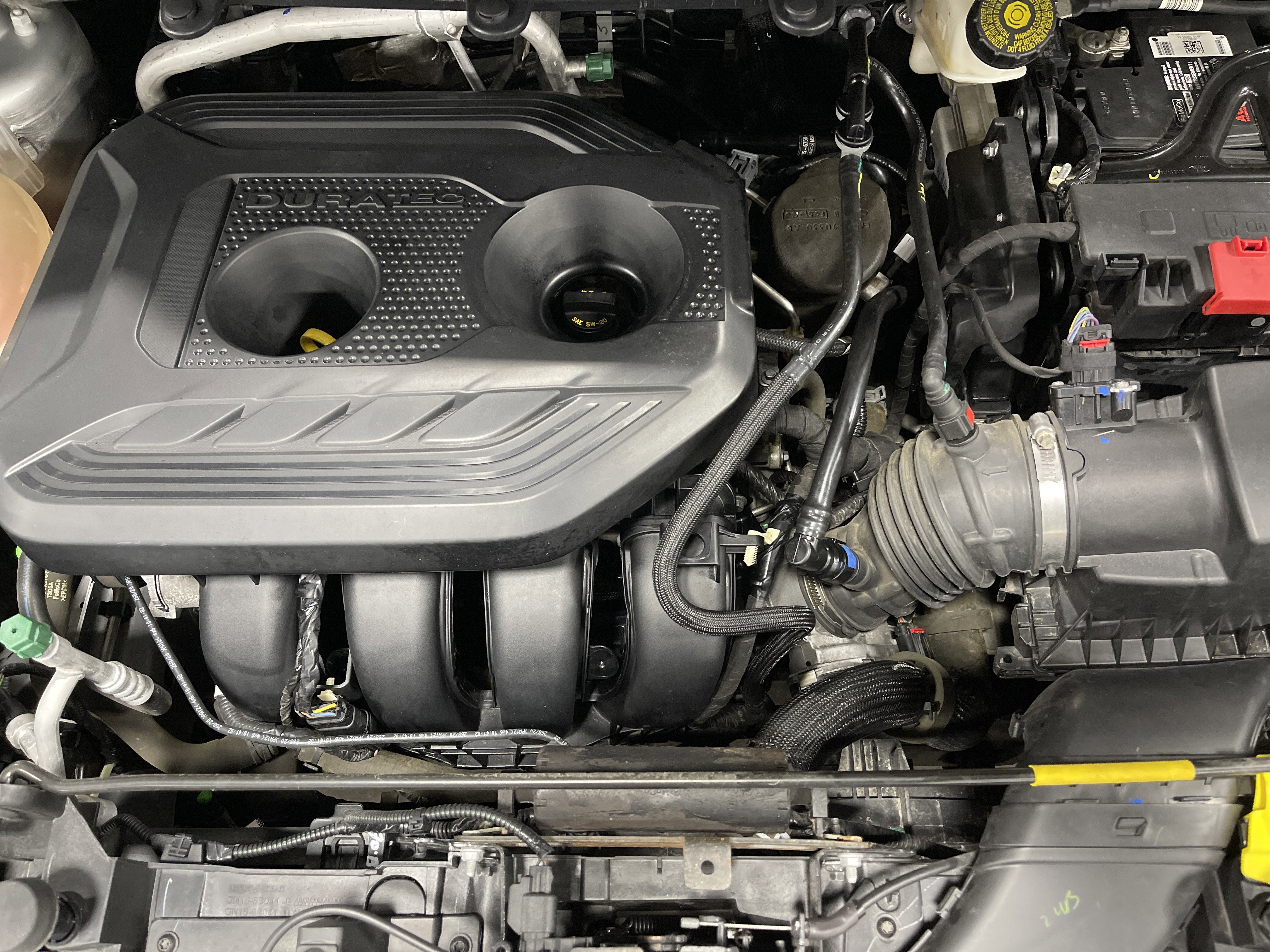 Used 2022 Ford EcoSport SE w/ SE Convenience Package image 17