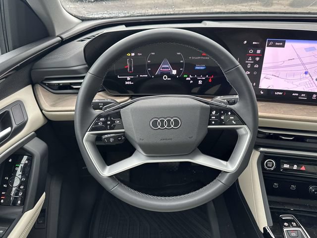 Used 2025 Audi Q5 Premium w/ Convenience Package AWD/4WD image 16