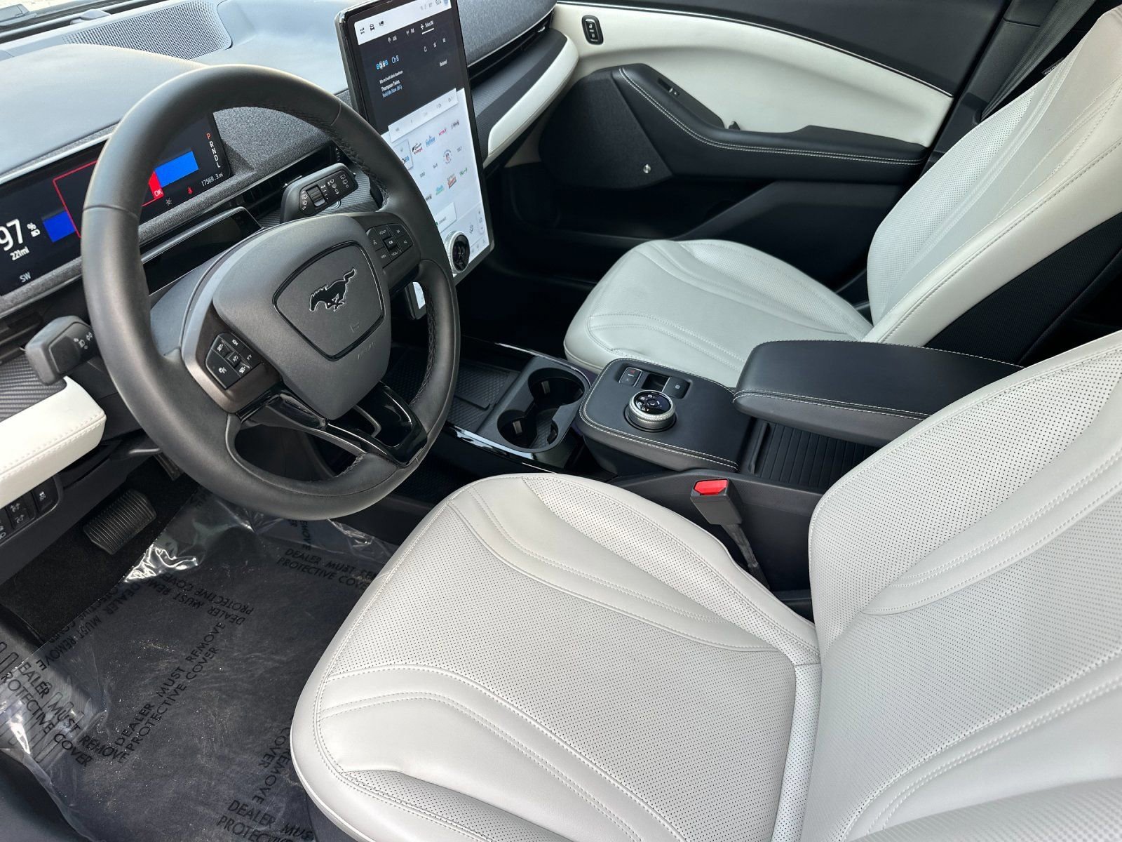 Used 2023 Ford Mustang Mach-E Premium image 37