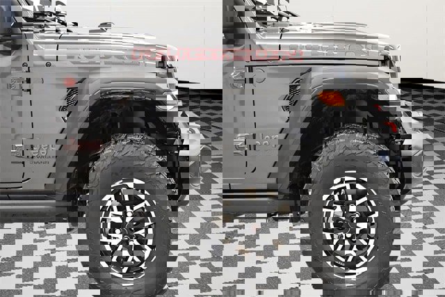 Used 2024 Jeep Wrangler Unlimited Rubicon w/ Technology Group image 13