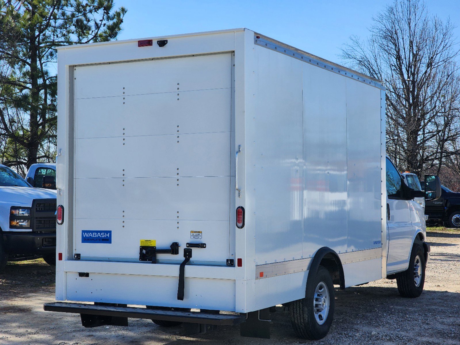 New 2024 Chevrolet Express 3500 w/ Power Convenience Package image 9