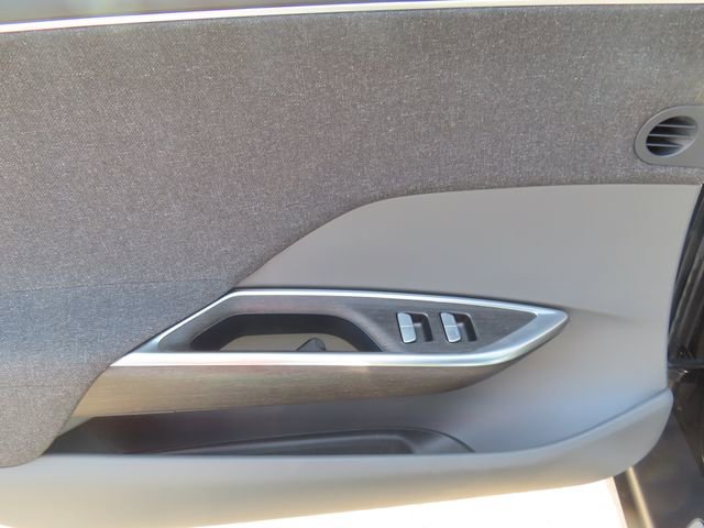 Used 2025 Lucid Air Pure RWD image 11