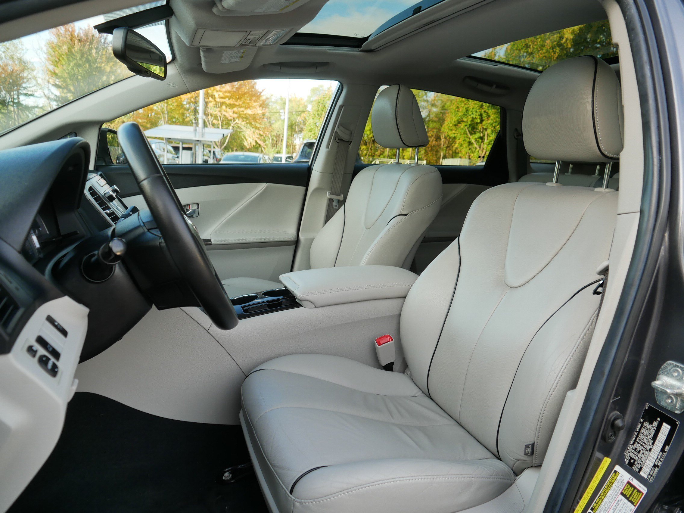 Used 2013 Toyota Venza XLE w/ XLE Premium Pkg FWD image 33