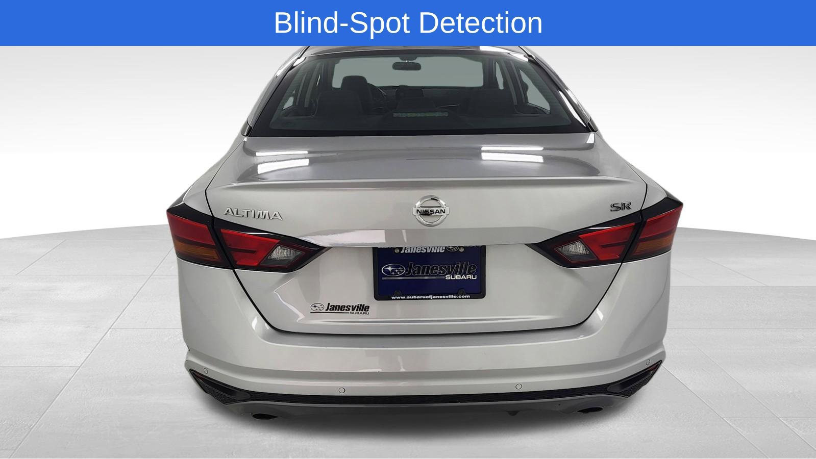 Used 2022 Nissan Altima 2.5 SR FWD image 4