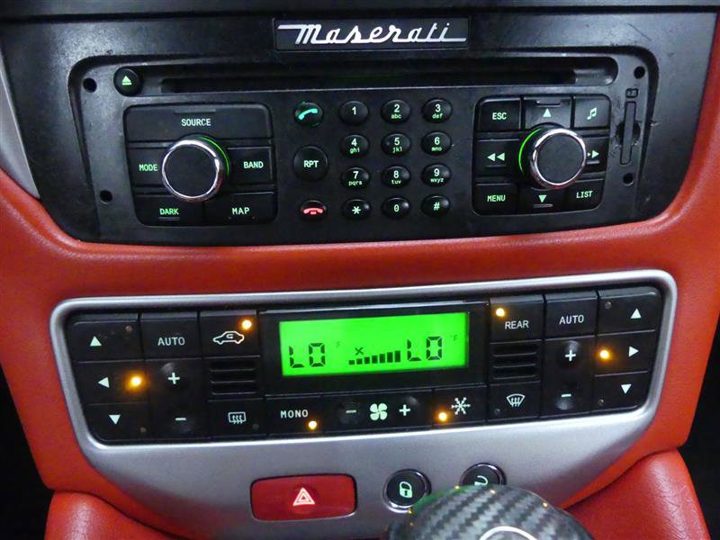 Used 2013 Maserati GranTurismo Sport image 10