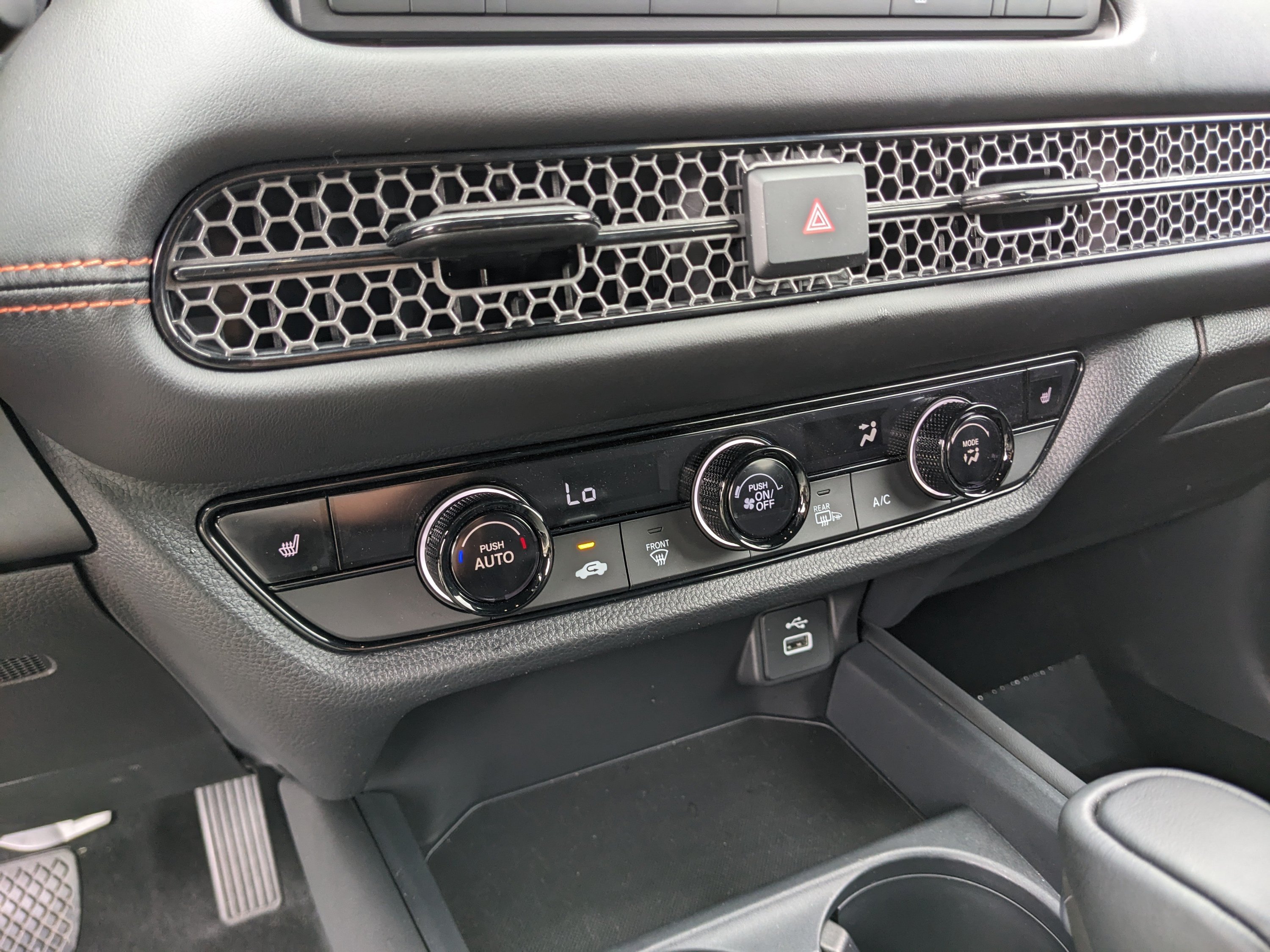 Used 2025 Honda HR-V Sport image 29