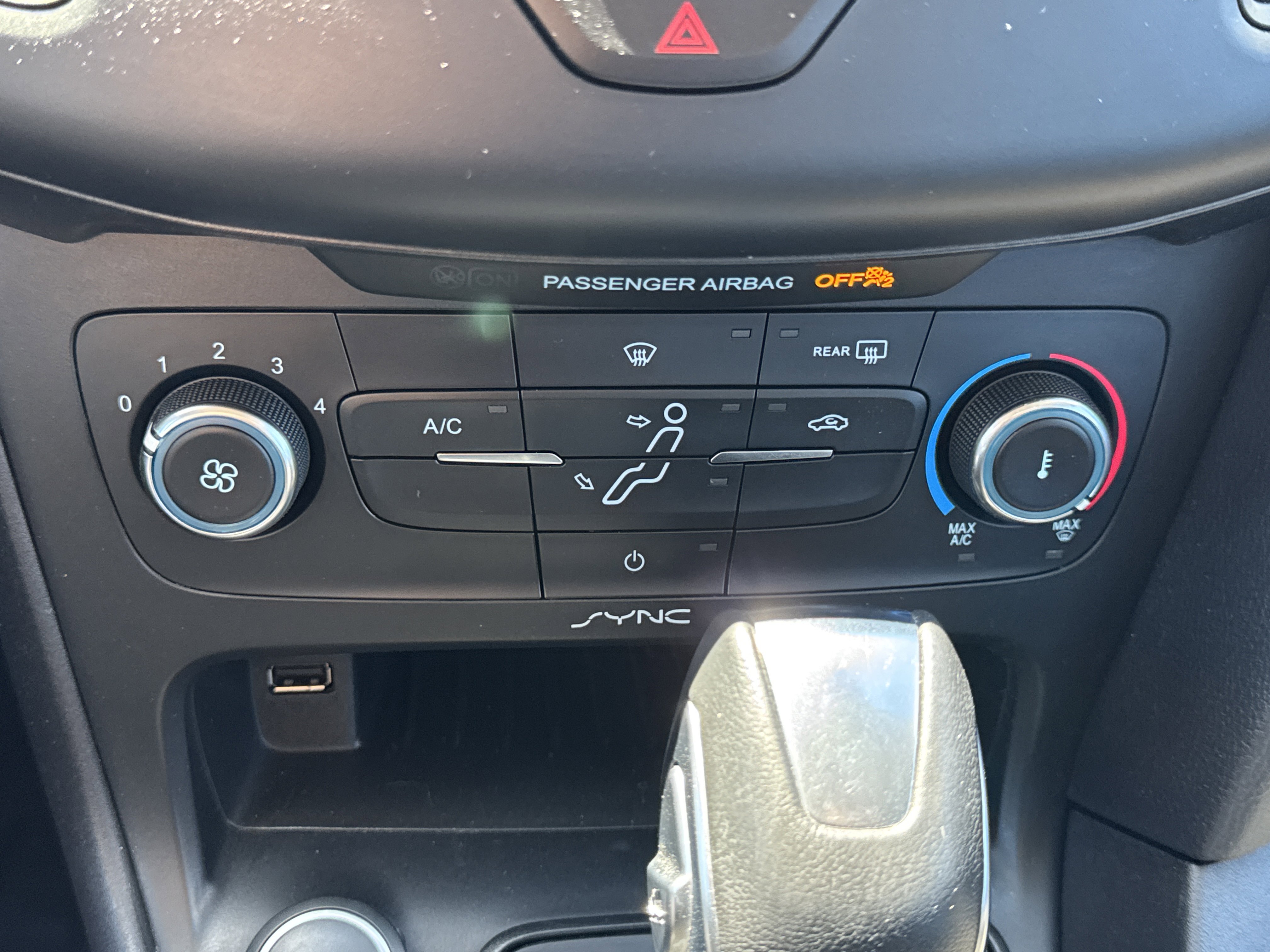 Used 2016 Ford Focus SE image 18