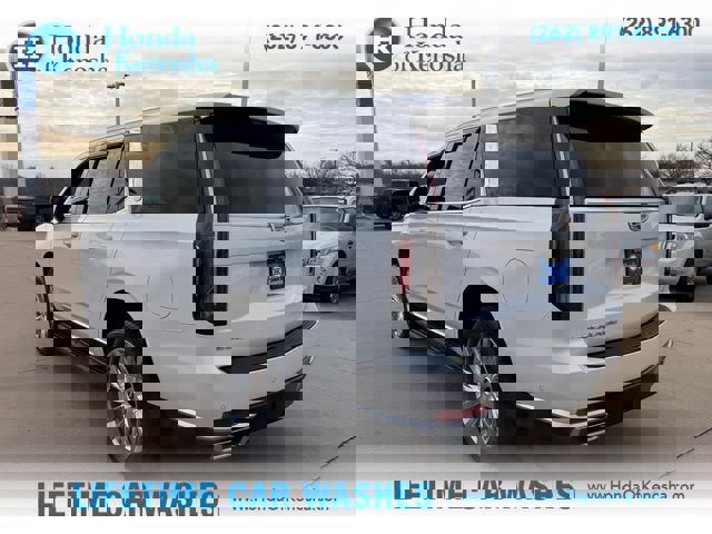 Used 2023 Cadillac Escalade Premium Luxury image 5