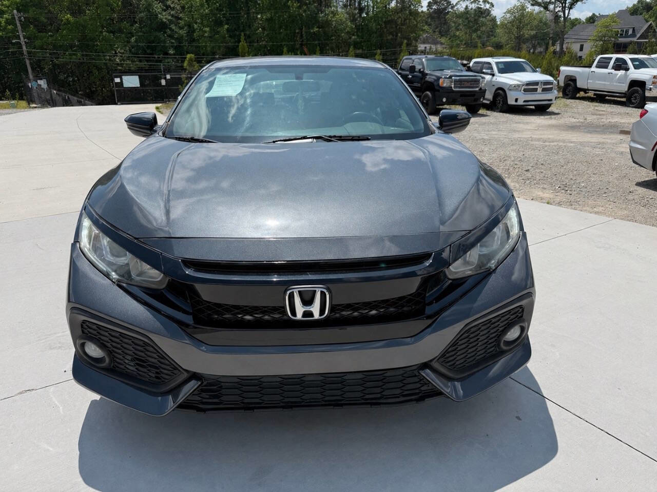 Used 2017 Honda Civic Sport image 2
