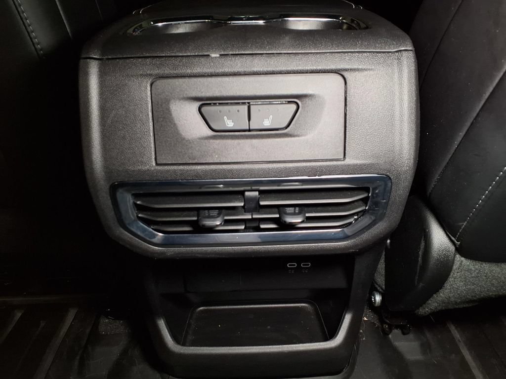 Certified 2026 GMC Sierra EV Denali AWD/4WD image 17