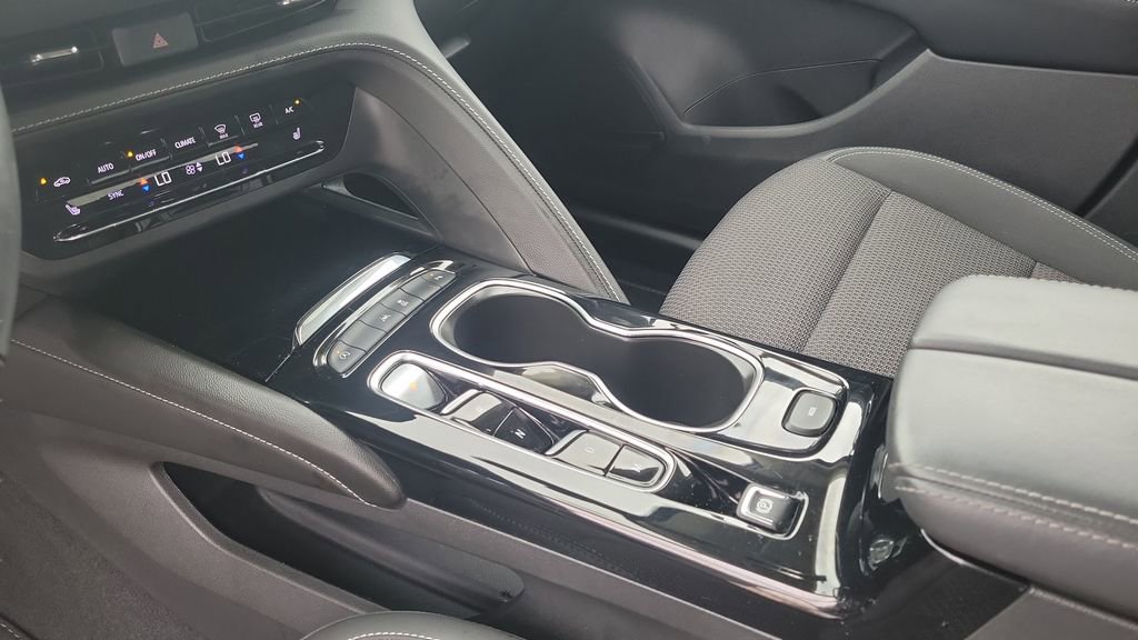 Certified 2022 Buick Envision Preferred FWD image 18