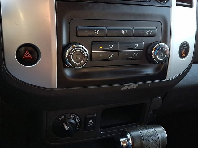 Used 2014 Nissan Xterra X image 16