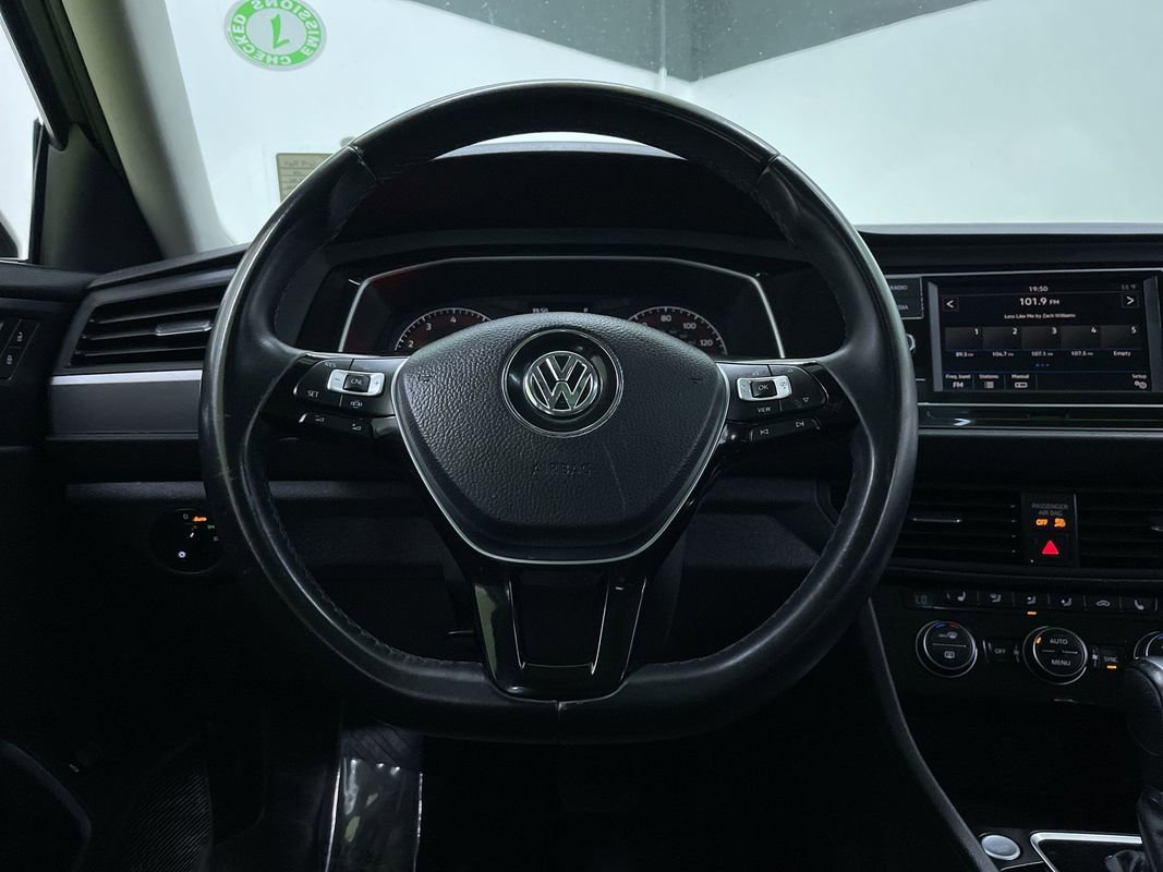 Used 2019 Volkswagen Jetta SE image 19