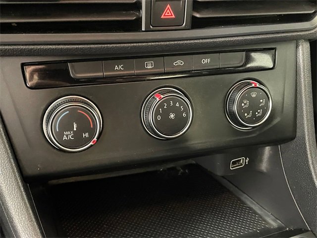 Used 2019 Volkswagen Jetta S image 9
