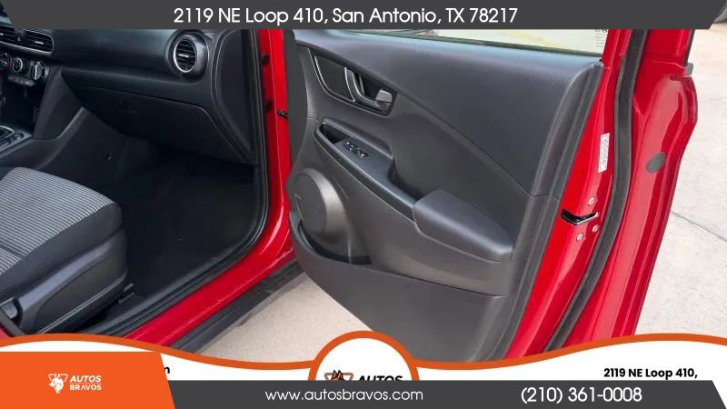 Used 2021 Hyundai Kona SEL Plus AWD/4WD image 31