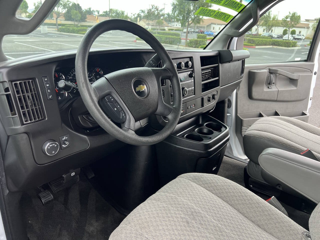 Used 2018 Chevrolet Express 3500 LT w/ LT Preferred Equipment Group RWD image 29