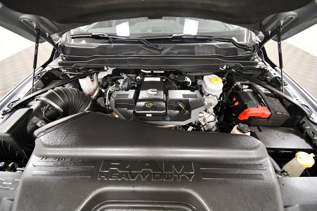 Used 2024 RAM 2500 Laramie image 12