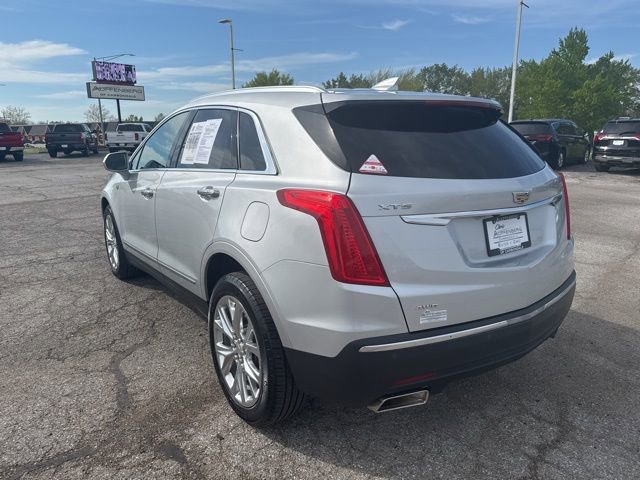 Used 2017 Cadillac XT5 Luxury w/ Driver Awareness Package image 19