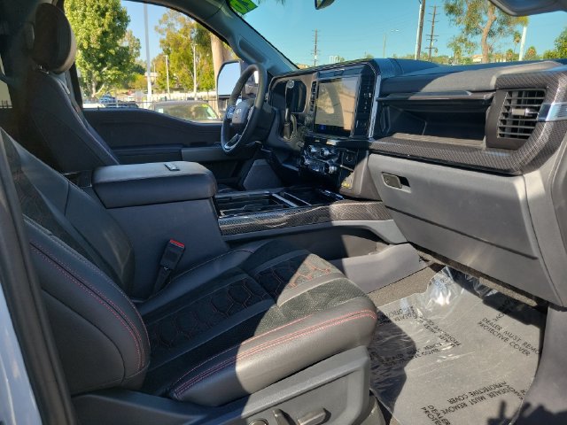 Used 2026 Ford F250 Lariat w/ Black Appearance Package AWD/4WD image 29