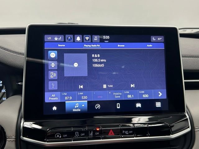 Used 2024 Jeep Compass Limited w/ Sun and Sound Group image 47