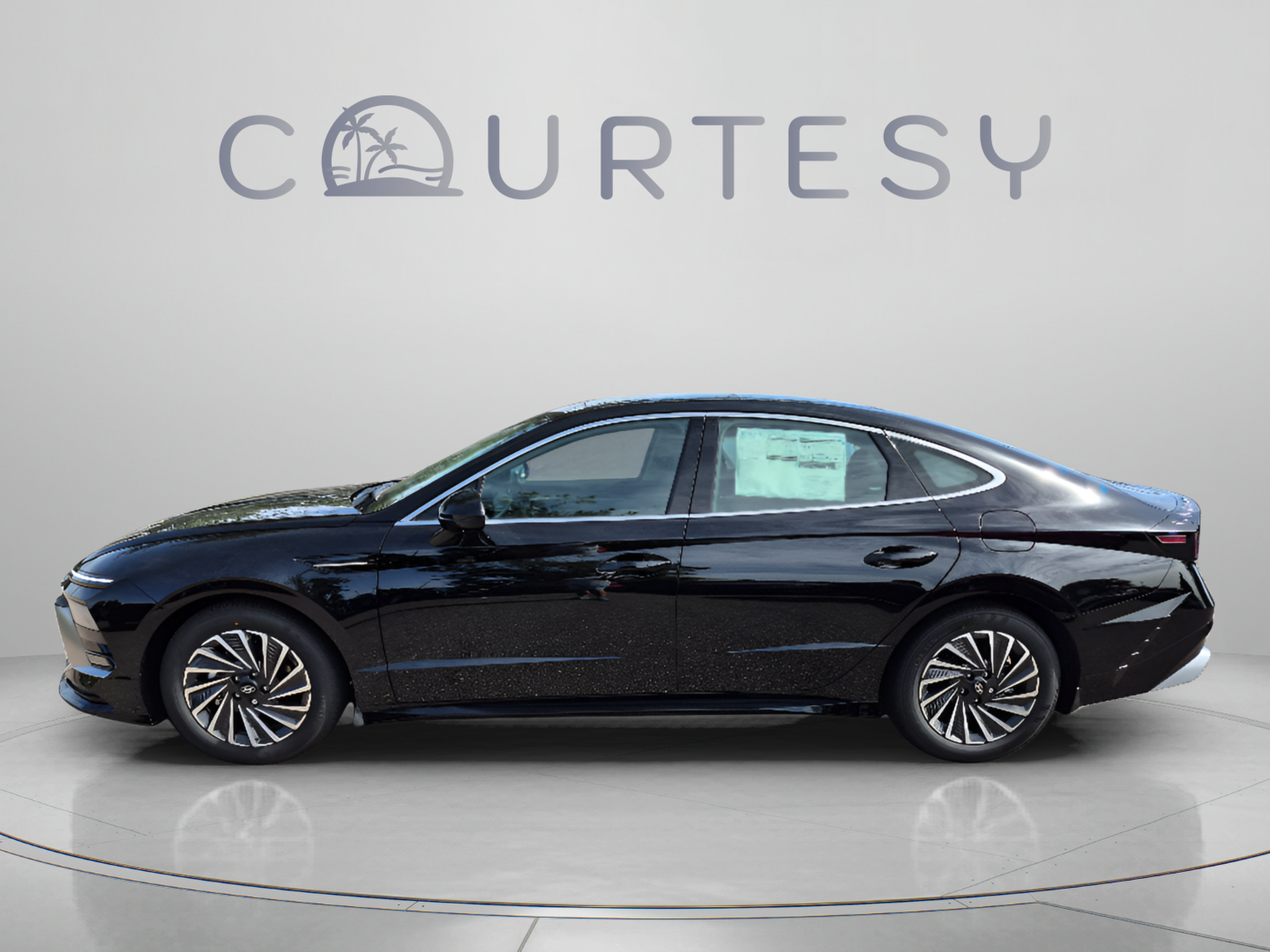 New 2026 Hyundai Sonata SEL FWD image 2