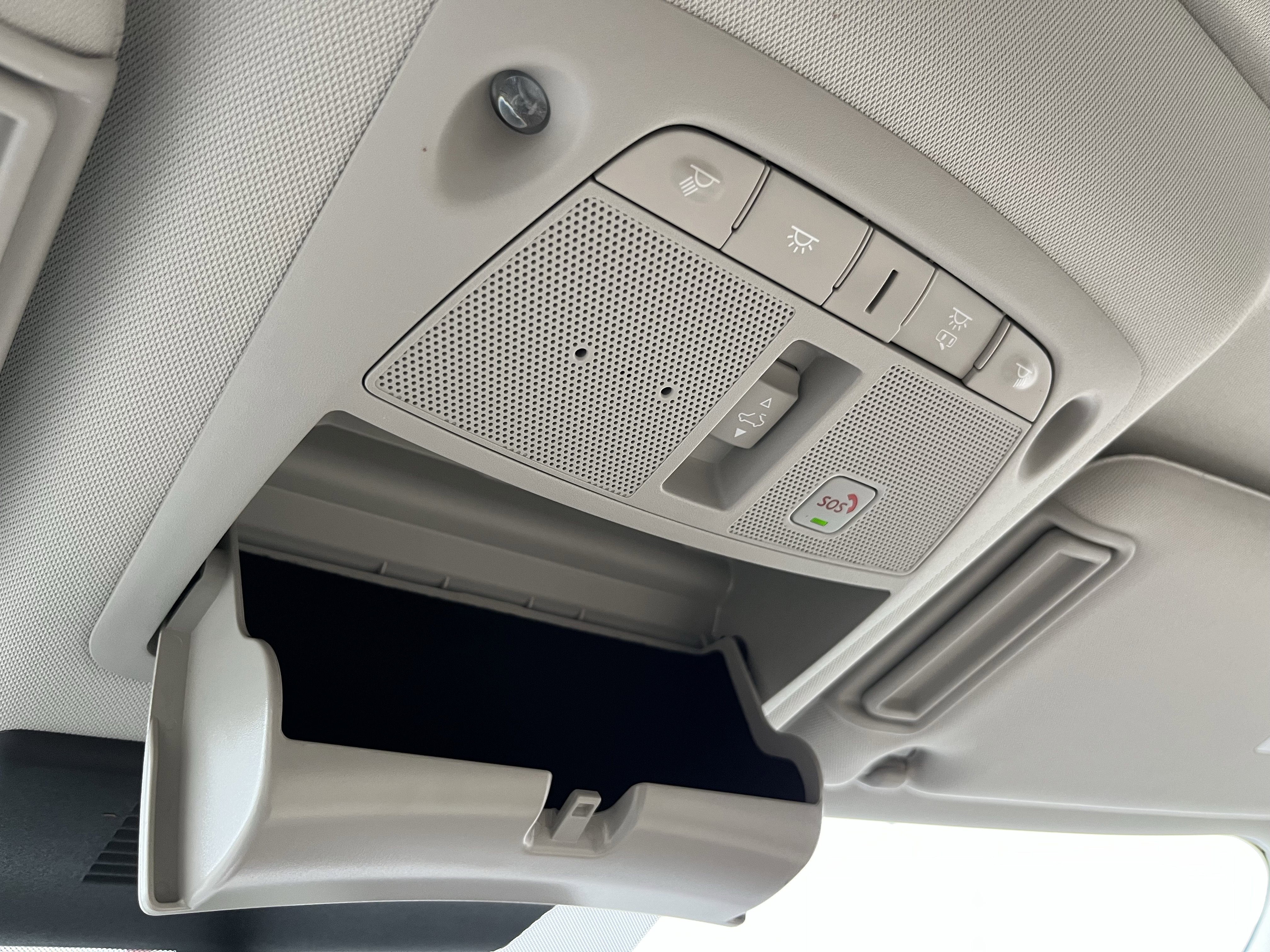 Used 2023 Nissan Armada Platinum w/ Captain's Chairs Package image 39