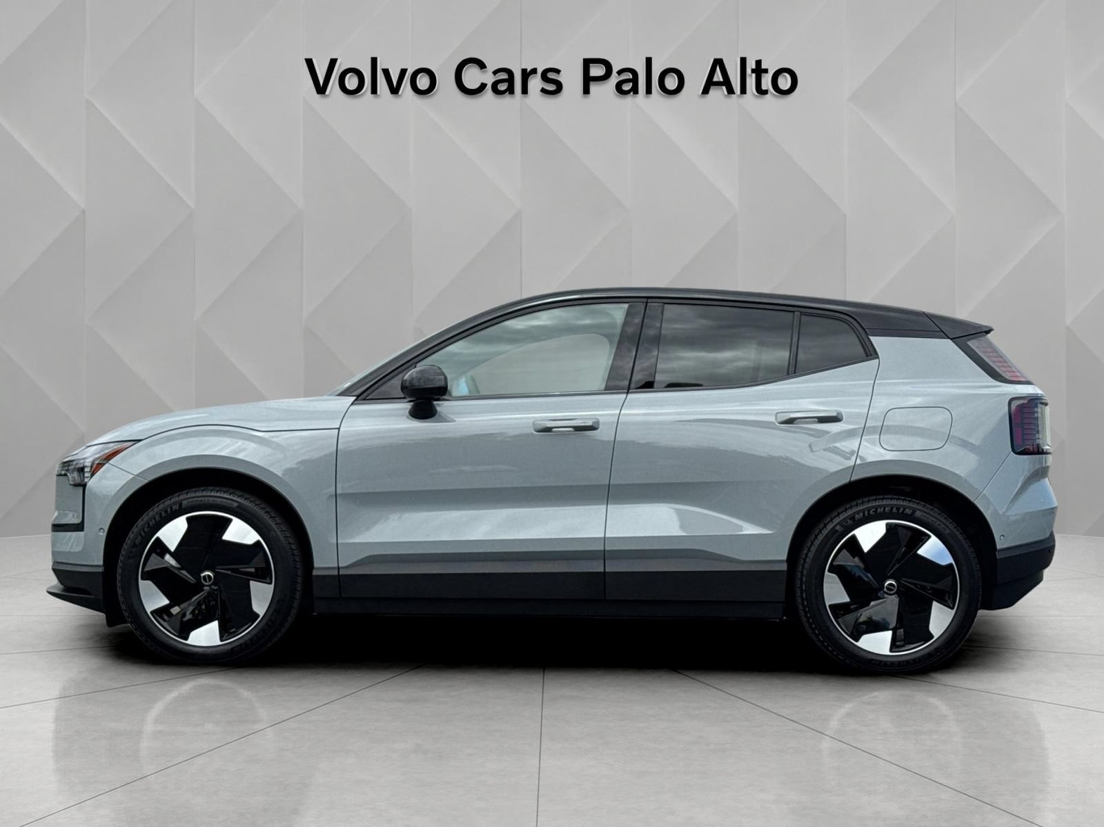 Certified 2025 Volvo EX30 Ultra w/ Protection Package Premier AWD/4WD image 7