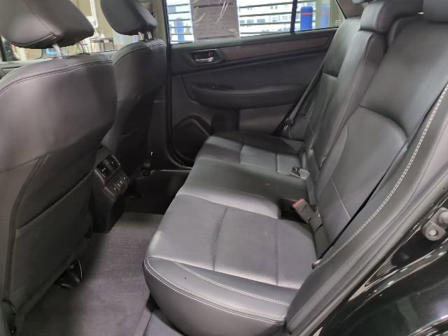 Used 2019 Subaru Outback 3.6R Limited image 18